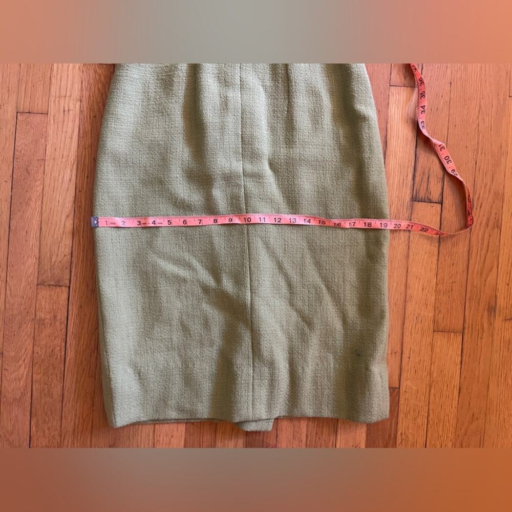 50s Vintage Green Knit Wiggle Dress with Fur Cuffs - Picture 6 of 10
